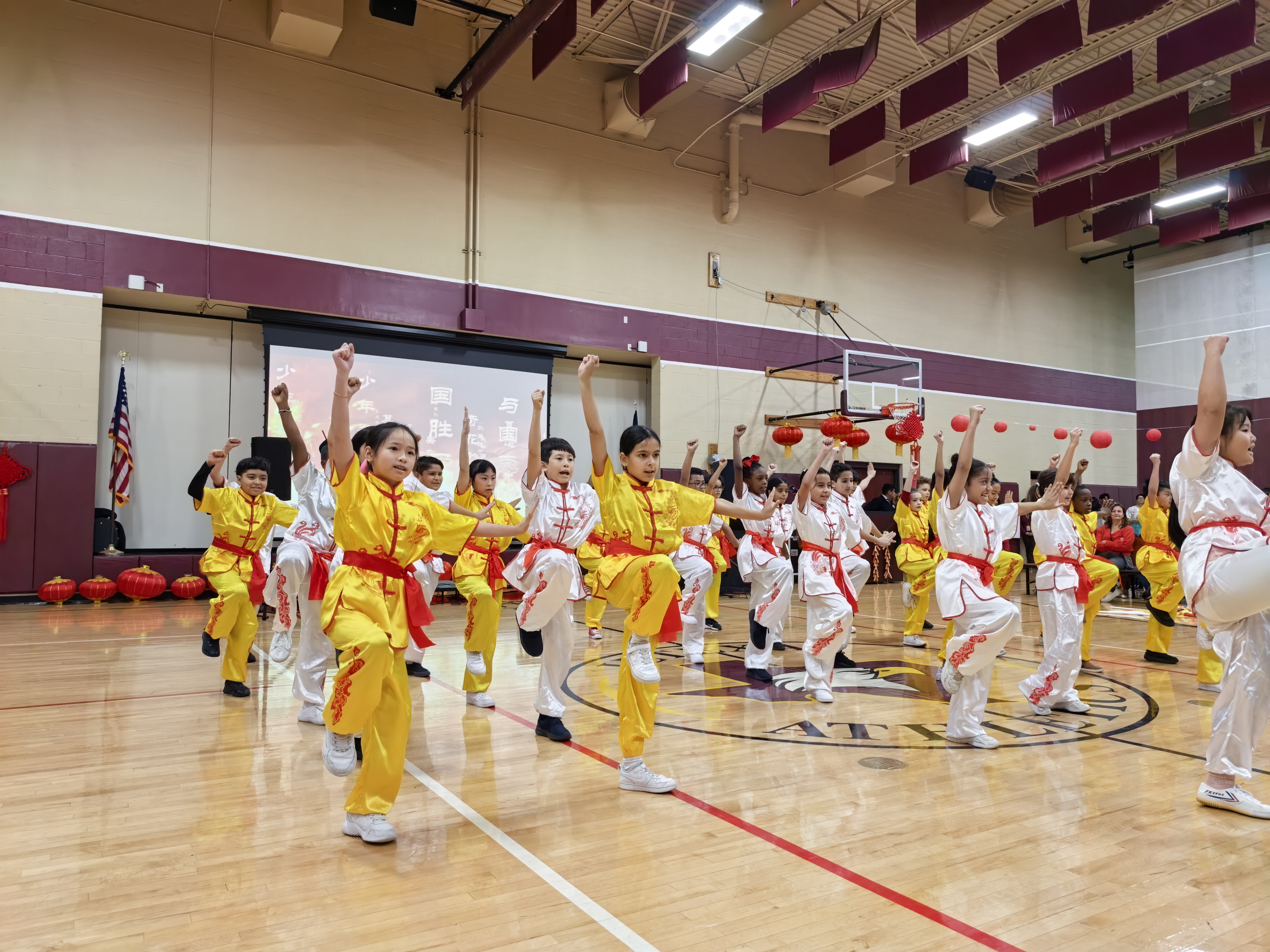 德州国际学校学生武术表演.jpg